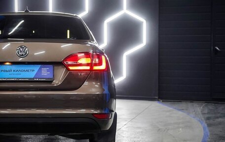 Volkswagen Jetta VI, 2013 год, 1 250 000 рублей, 18 фотография