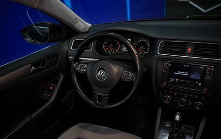 Volkswagen Jetta VI, 2013 год, 1 250 000 рублей, 25 фотография
