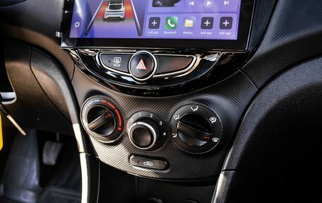 Hyundai Solaris II рестайлинг, 2016 год, 999 000 рублей, 17 фотография
