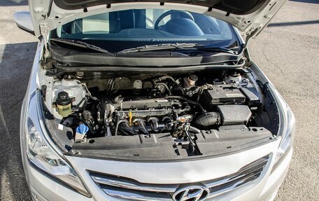 Hyundai Solaris II рестайлинг, 2016 год, 999 000 рублей, 21 фотография