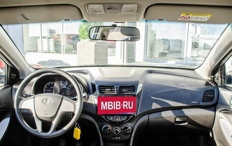 Hyundai Solaris II рестайлинг, 2016 год, 999 000 рублей, 13 фотография