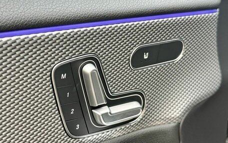 Mercedes-Benz A-Класс, 2021 год, 2 850 000 рублей, 19 фотография