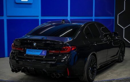 BMW 5 серия, 2018 год, 2 900 000 рублей, 7 фотография