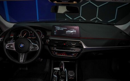 BMW 5 серия, 2018 год, 2 900 000 рублей, 12 фотография