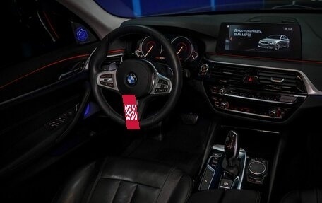 BMW 5 серия, 2018 год, 2 900 000 рублей, 26 фотография
