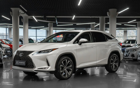 Lexus RX IV рестайлинг, 2021 год, 4 990 000 рублей, 1 фотография