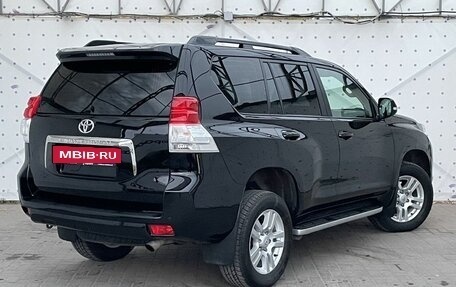 Toyota Land Cruiser Prado 150 рестайлинг 2, 2011 год, 3 500 000 рублей, 6 фотография