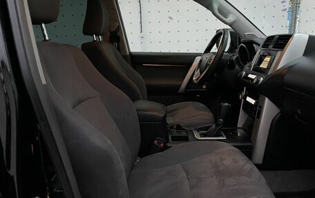 Toyota Land Cruiser Prado 150 рестайлинг 2, 2011 год, 3 500 000 рублей, 10 фотография