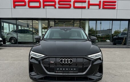 Audi e-tron I, 2022 год, 7 600 000 рублей, 5 фотография