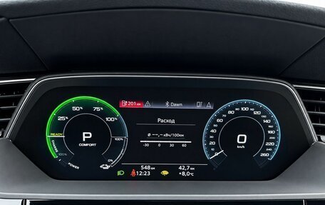 Audi e-tron I, 2022 год, 7 600 000 рублей, 15 фотография