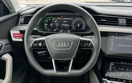 Audi e-tron I, 2022 год, 7 600 000 рублей, 13 фотография