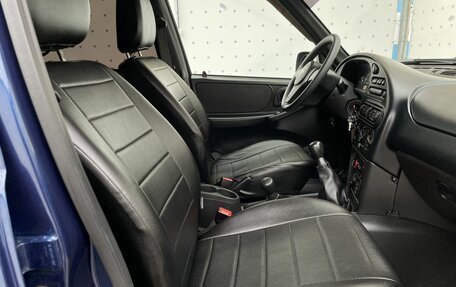 Chevrolet Niva I рестайлинг, 2019 год, 870 000 рублей, 10 фотография
