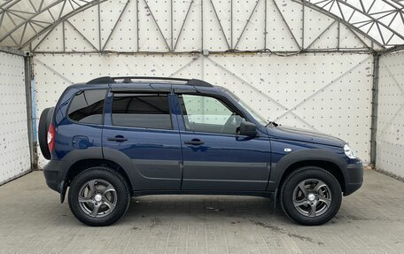 Chevrolet Niva I рестайлинг, 2019 год, 870 000 рублей, 4 фотография
