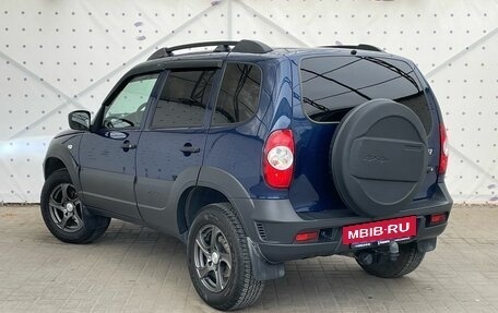 Chevrolet Niva I рестайлинг, 2019 год, 870 000 рублей, 7 фотография