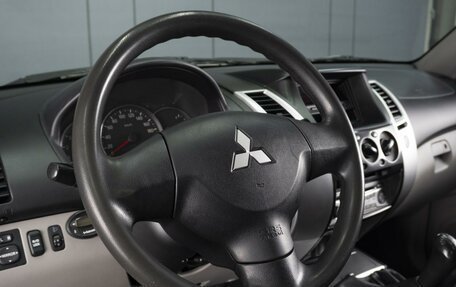 Mitsubishi Pajero Sport II рестайлинг, 2012 год, 1 399 000 рублей, 11 фотография