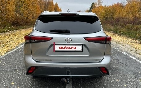 Toyota Highlander, 2021 год, 4 750 000 рублей, 3 фотография