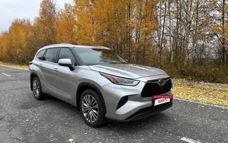 Toyota Highlander, 2021 год, 4 750 000 рублей, 5 фотография