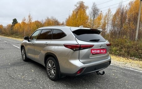 Toyota Highlander, 2021 год, 4 750 000 рублей, 7 фотография