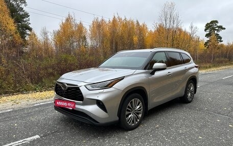 Toyota Highlander, 2021 год, 4 750 000 рублей, 6 фотография