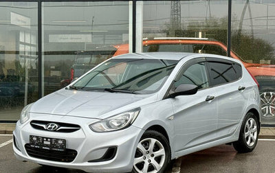 Hyundai Solaris II рестайлинг, 2013 год, 650 000 рублей, 1 фотография
