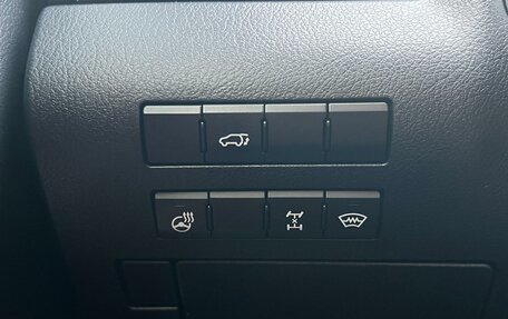 Lexus RX IV рестайлинг, 2017 год, 3 999 000 рублей, 15 фотография