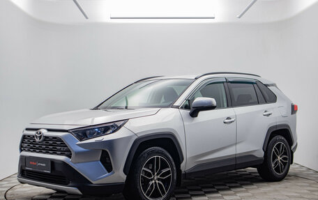 Toyota RAV4, 2021 год, 3 145 000 рублей, 1 фотография