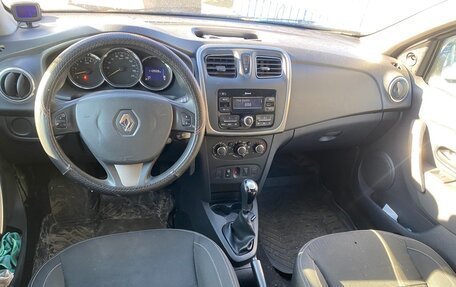 Renault Logan II, 2017 год, 520 000 рублей, 9 фотография