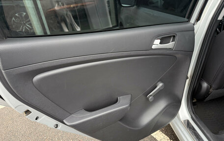 Hyundai Solaris II рестайлинг, 2013 год, 650 000 рублей, 14 фотография