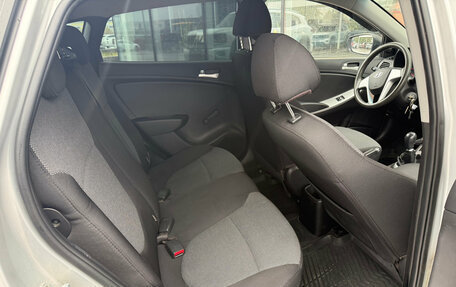 Hyundai Solaris II рестайлинг, 2013 год, 650 000 рублей, 20 фотография