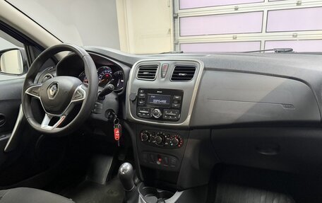 Renault Logan II, 2019 год, 1 295 000 рублей, 14 фотография