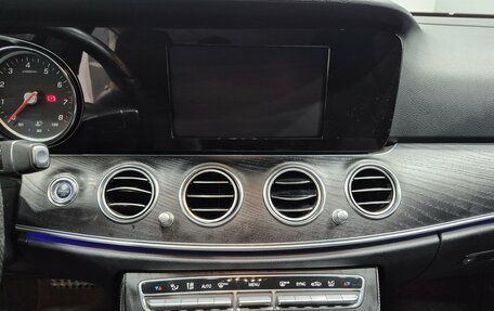 Mercedes-Benz E-Класс, 2016 год, 2 195 000 рублей, 17 фотография