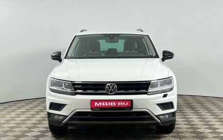 Volkswagen Tiguan II, 2019 год, 2 405 000 рублей, 3 фотография