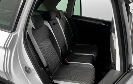 Volkswagen Tiguan II, 2019 год, 2 405 000 рублей, 7 фотография