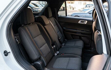 Ford Explorer VI, 2013 год, 1 580 000 рублей, 7 фотография