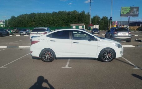 Hyundai Solaris II рестайлинг, 2016 год, 500 000 рублей, 2 фотография