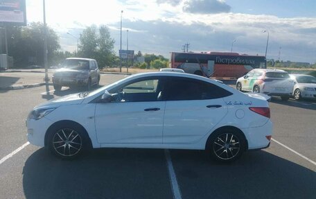 Hyundai Solaris II рестайлинг, 2016 год, 500 000 рублей, 4 фотография