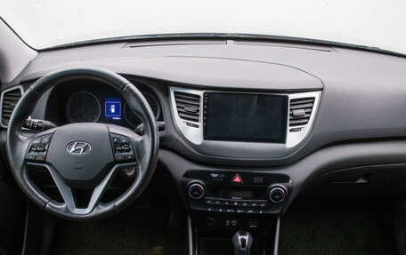 Hyundai Tucson III, 2016 год, 1 945 000 рублей, 13 фотография