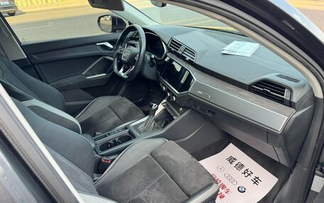 Audi Q3, 2023 год, 2 200 000 рублей, 13 фотография