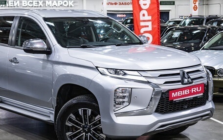 Mitsubishi Pajero Sport III рестайлинг, 2022 год, 3 399 700 рублей, 5 фотография