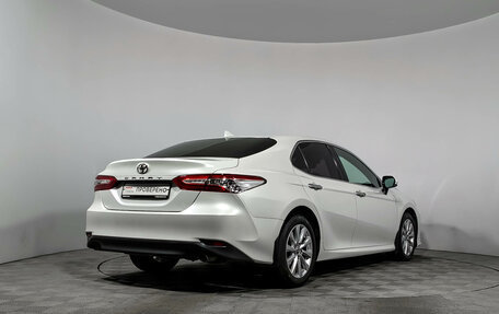 Toyota Camry, 2018 год, 2 267 980 рублей, 5 фотография