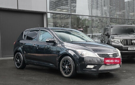 KIA cee'd I рестайлинг, 2010 год, 700 000 рублей, 3 фотография