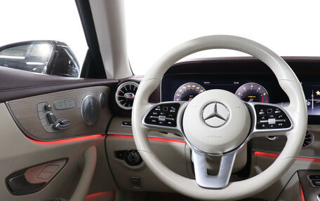 Mercedes-Benz E-Класс, 2018 год, 4 850 000 рублей, 17 фотография