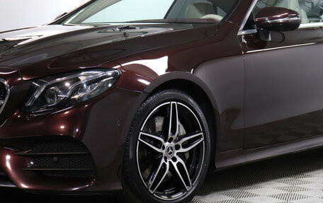 Mercedes-Benz E-Класс, 2018 год, 4 850 000 рублей, 24 фотография