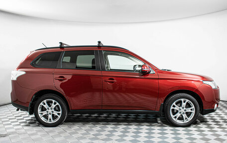 Mitsubishi Outlander III рестайлинг 3, 2013 год, 1 419 000 рублей, 4 фотография