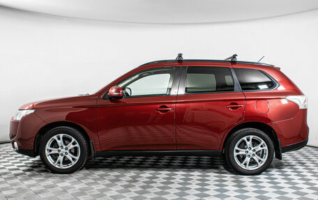 Mitsubishi Outlander III рестайлинг 3, 2013 год, 1 419 000 рублей, 8 фотография
