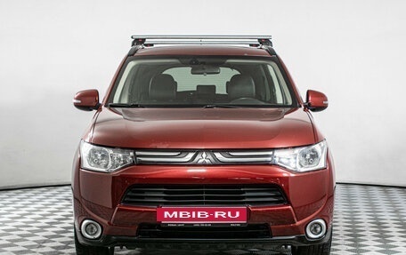 Mitsubishi Outlander III рестайлинг 3, 2013 год, 1 419 000 рублей, 2 фотография