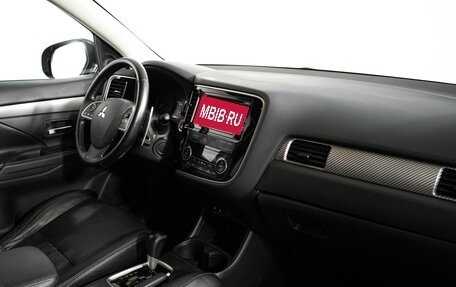 Mitsubishi Outlander III рестайлинг 3, 2013 год, 1 419 000 рублей, 10 фотография