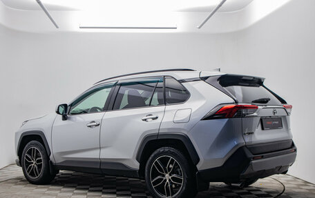 Toyota RAV4, 2021 год, 3 145 000 рублей, 3 фотография