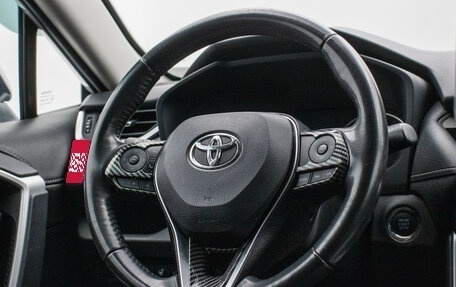 Toyota RAV4, 2021 год, 3 145 000 рублей, 15 фотография