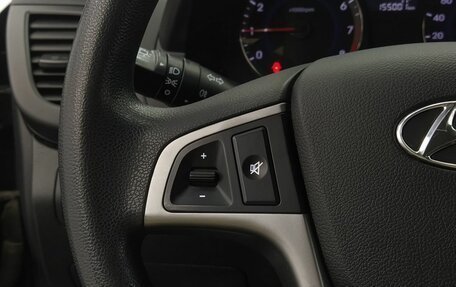 Hyundai Solaris II рестайлинг, 2015 год, 915 000 рублей, 8 фотография